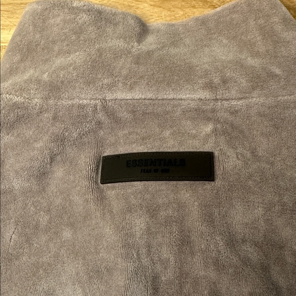 FEAR OF GOD ⭐️ ESSENTIALS velour sweater - Picture 9 of 10